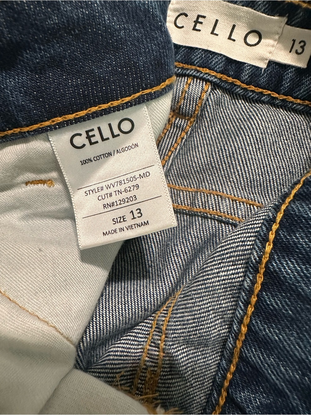 Cello Distressed Straight Leg Cropped Jeans Size 13 High Rise Raw Hem - Picture 8 of 8